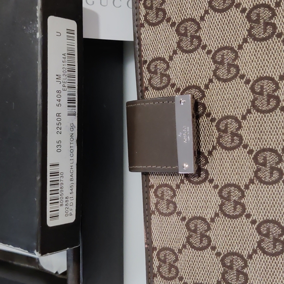 Vintage Gucci Long Wallet - Picture 9 of 11